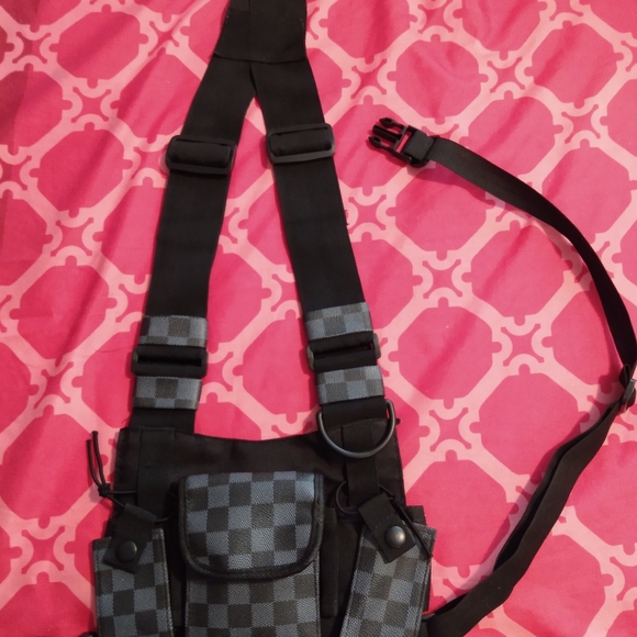 Chest bag - Picture 2 of 3